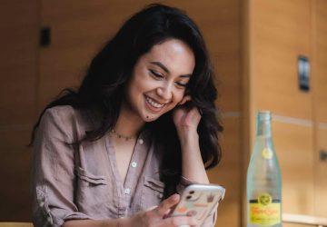 Tendenze online 2022: VR (realt&agrave; virtuale), chat roulette, chatbot