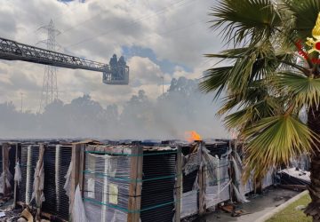 A fuoco pannelli solari interporto di Catania