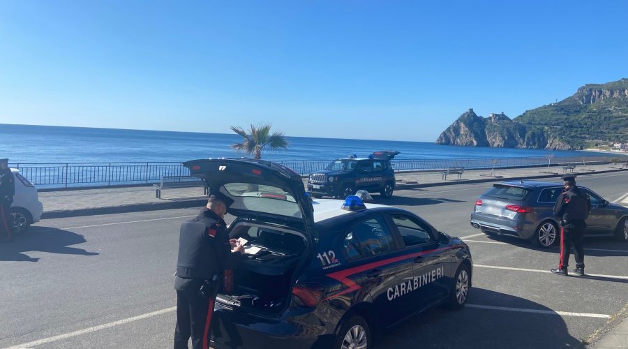 Controlli dei carabineri tra Giardini Naxos e Furci Siculo: un arresto e tre denunce