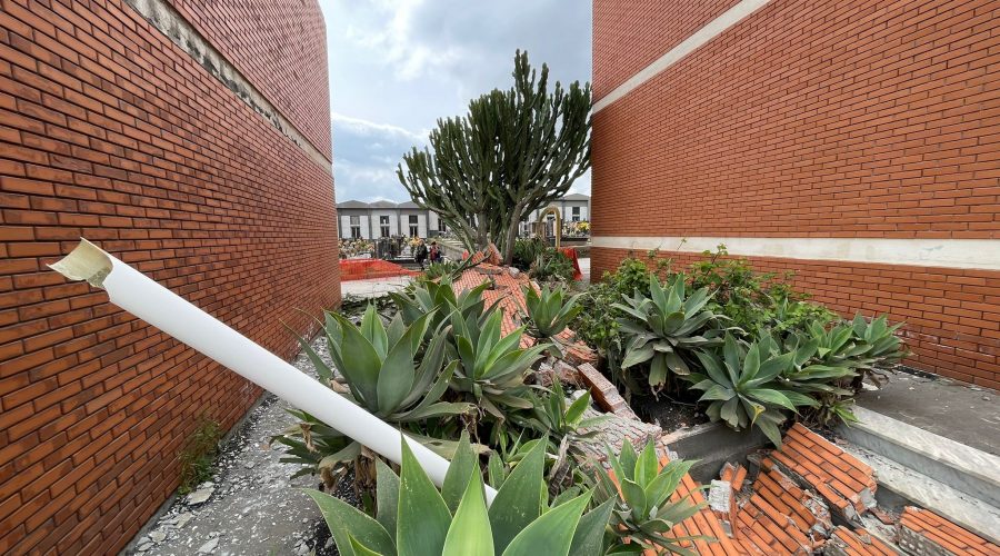 Crollo cappella cimiteriale, il sindaco Cantarella critica l’operato dell’Area tecnica