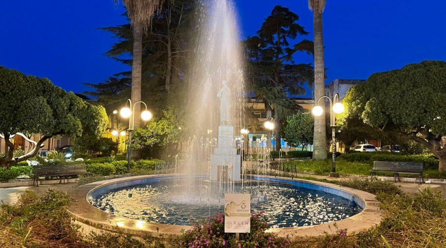 Giarre, ripristinata la fontana artistica di villa San Francesco