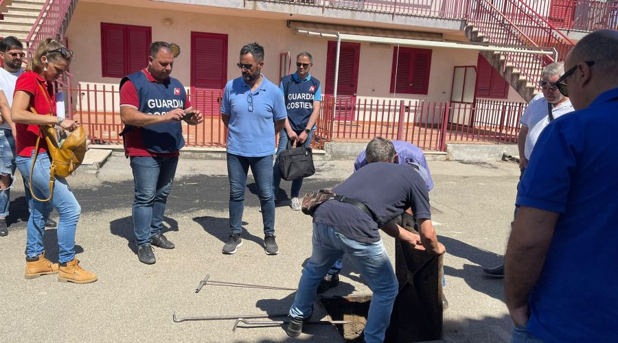 Inquinamento in mare, nuovi controlli nella ragnatela urbanistica di Fondachello VIDEO