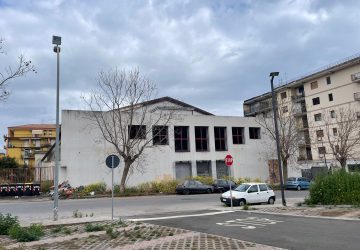 Teatro incompiuto e ampliamento caserma Cc: gli impegni di Falcone