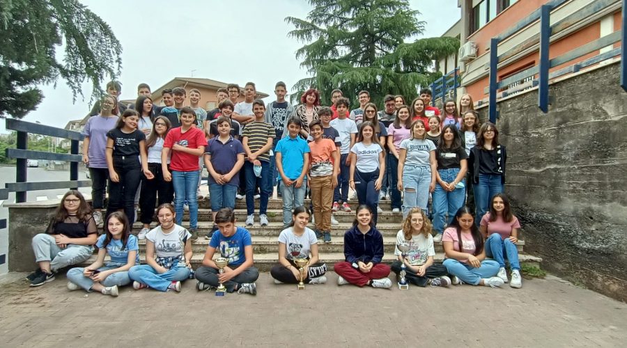 La scuola Luigi Pirandello Linguaglossa prima ai concorsi musicali Scicli e Riposto