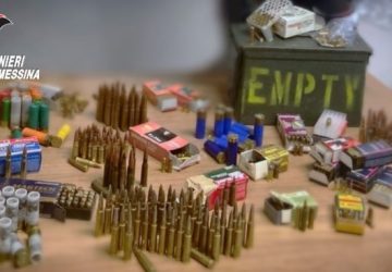 Giardini Naxos, nasconde arsenale di munizioni in garage: denunciato 60enne
