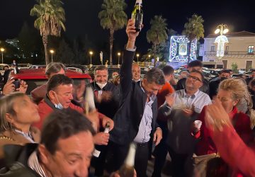 Presunto dissesto bis, Noi per Giarre: "Cantarella non pu&ograve; abbandonare la nave che affonda"