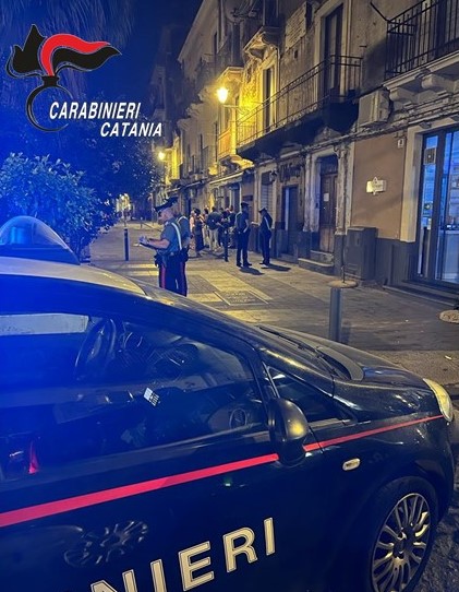 Contrasto alla “malamovida”, verifiche igienico-sanitarie a pub e ristoranti e controlli alla circolazione stradale