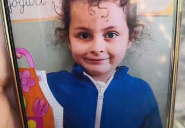 Oggi i funerali della piccola Elena. Lutto cittadino a Mascalucia