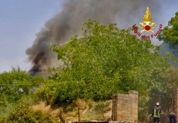 Allarme incendi: giornata di fuoco a Catania e provincia