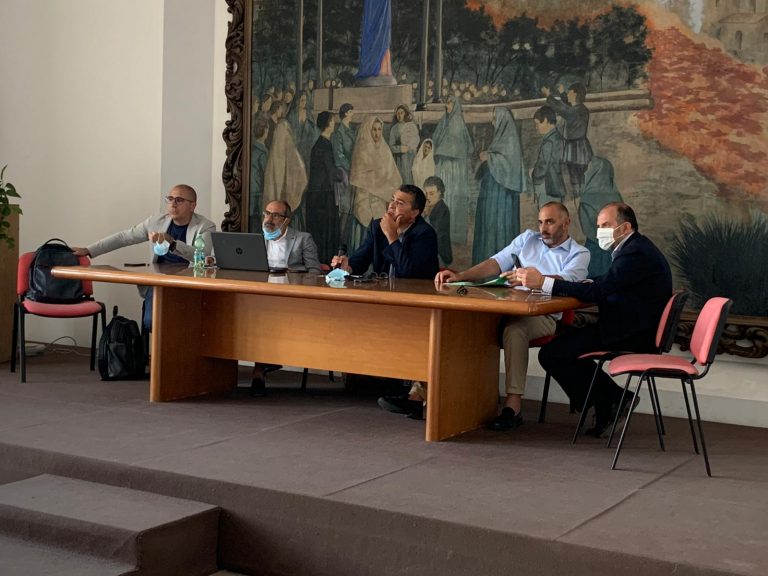 Fallito assalto alla governance del Gal. Guerra di nervi, campagna elettorale e nuova carta bollata