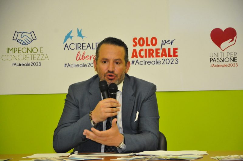 Elezioni amministrative ad Acireale: Gianluca Cannavò ufficializza la candidatura a sindaco