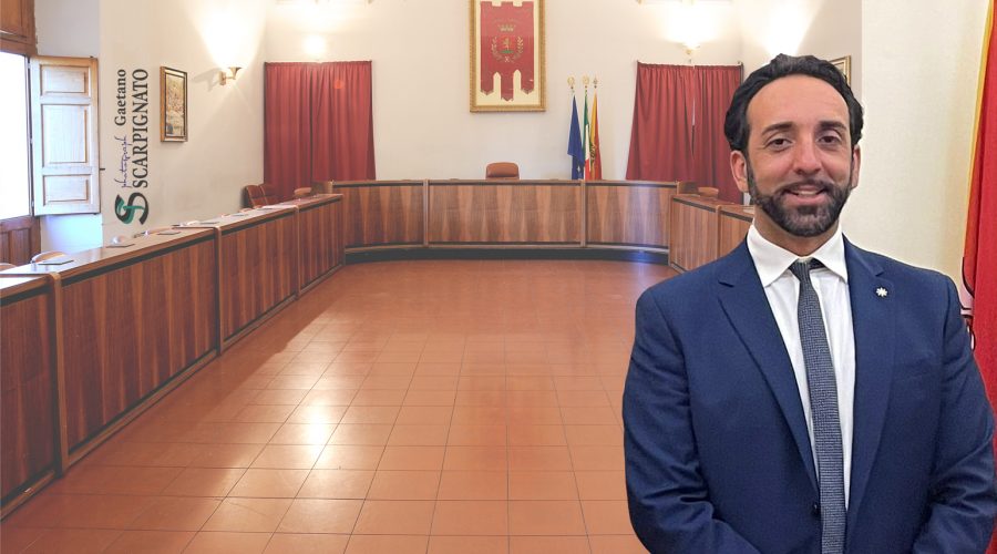 Randazzo: il nuovo Consiglio comunale ha eletto Carmelo Scalisi presidente, Nuccio Mollica vice