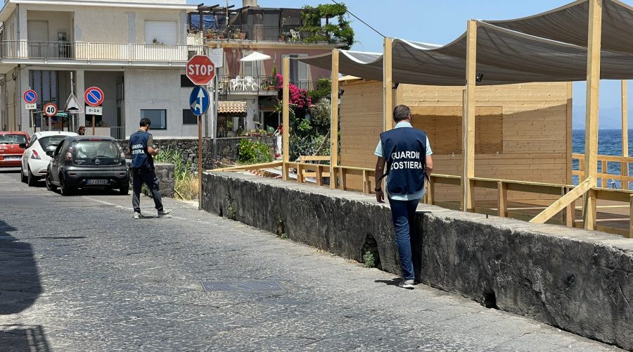 Torre Archirafi, sequesto veranda sul mare: la replica dell’imprenditore