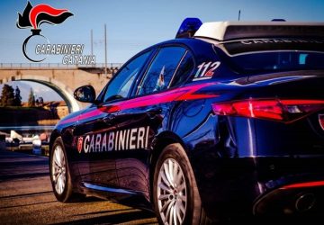 Spaccio e fuga a piedi ma il pusher non riesce a &ldquo;seminare&rdquo; il carabiniere che lo insegue: arrestato