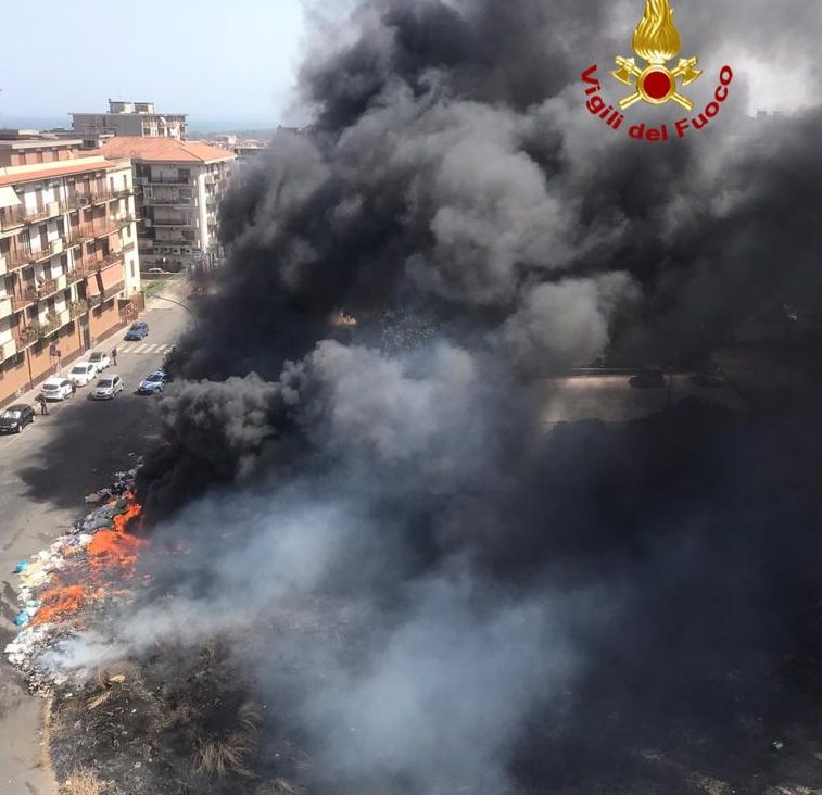 Giornata di fuoco per i Vvf: ben 53 gli interventi nella Provincia