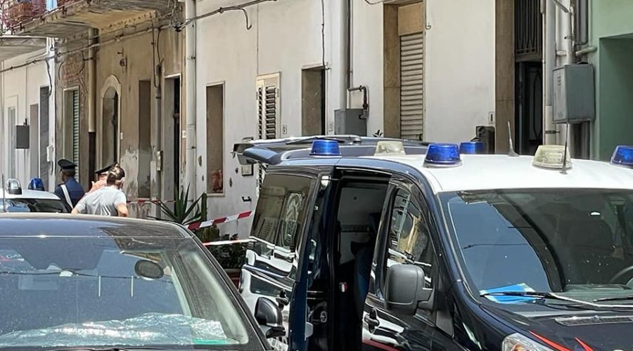 Misterioso omicidio a Letojanni, accoltellato un 56enne. Fermato dai Cc un 18enne
