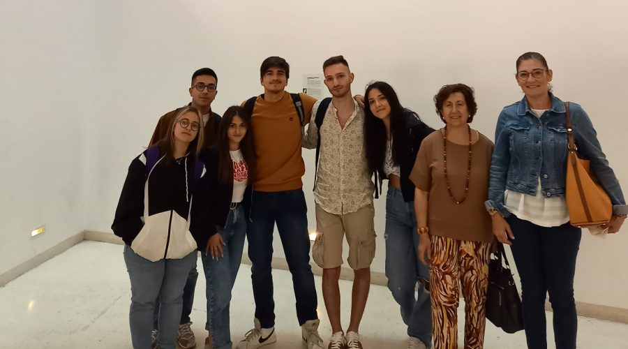 Riposto, le tante opportunità offerte agli studenti dal partenariato Erasmus in lingua francese