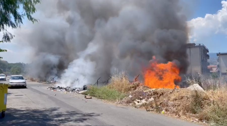 Emergenza incendi, a Giarre si prepara una cabina di regia. A Riposto diramata l’ordinanza annuale