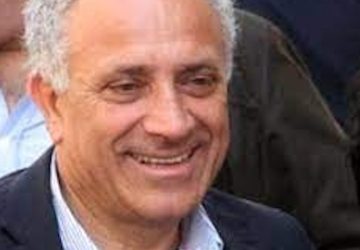 Terremoto politico: segretario del Pd di Catania, Villari, si candida con De Luca