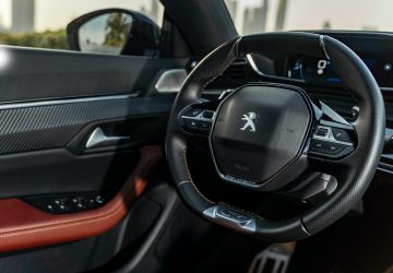 Presentata in anteprima mondiale la nuova Peugeot 408