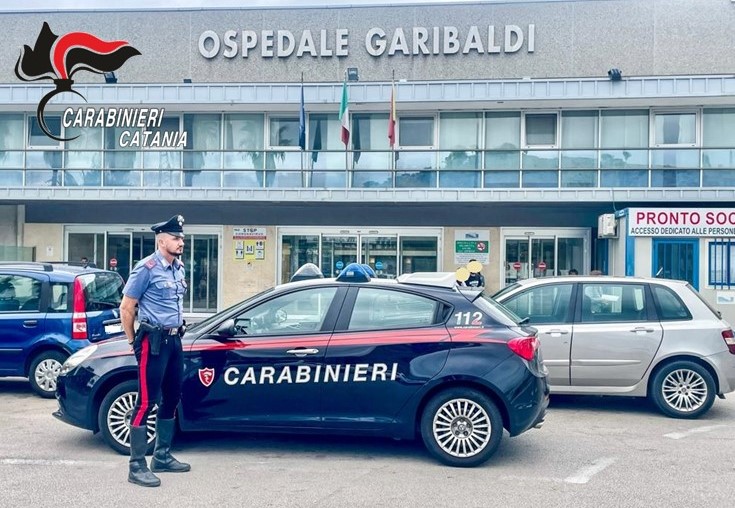 Bimba smette di respirare, corsa all’ospedale scortata dai Carabinieri