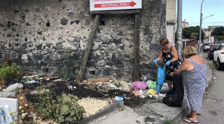 Giarre, bonificate diverse aree urbane. Ancora chiuso Ecopunto di Trepunti