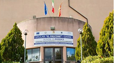 Inaugurato il nuovo anno scolastico presso la sede di Maniace dell’alberghiero “G. Falcone”