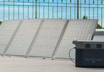 Pannelli solari da balcone, una soluzione per combattere il caro bollette