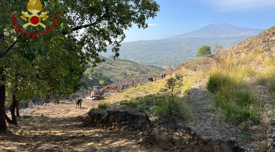 Canadair precipitato, proseguono ricerche dei due dispersi