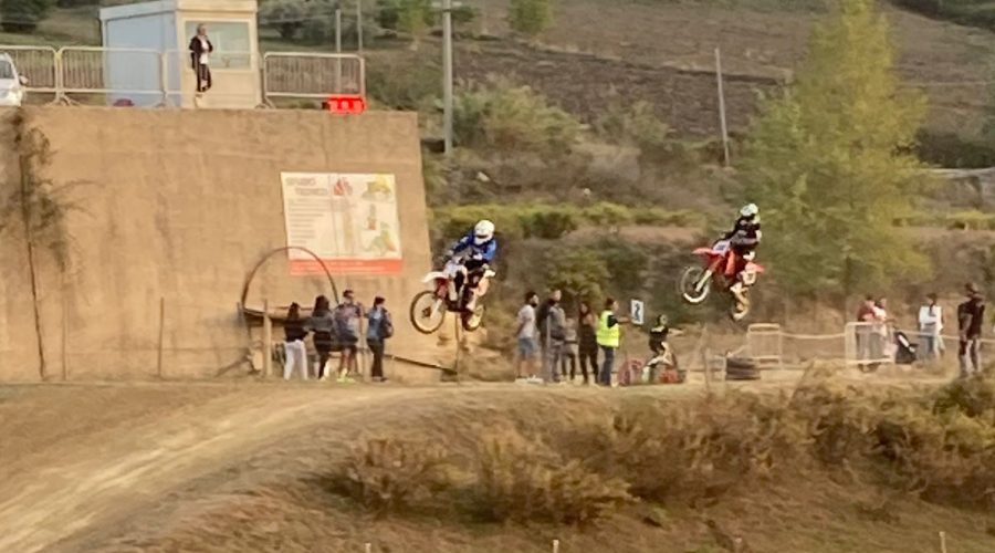 Motocross, successi per il Motoclub Vikinghi dell’Etna a Basicò
