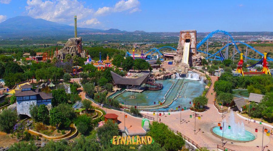 Smaltimento rifiuti parco acquatico Etnaland, 4 indagati