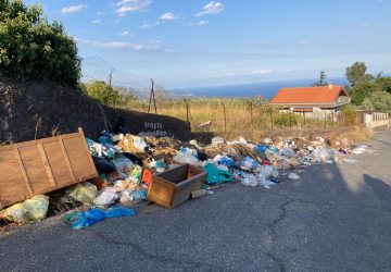 Giarre, rimosse altre micro discariche. Interventi su San Giovanni Montebello