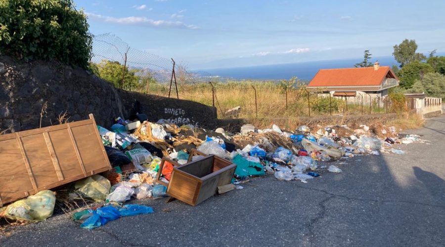 Giarre, rimosse altre micro discariche. Interventi su San Giovanni Montebello