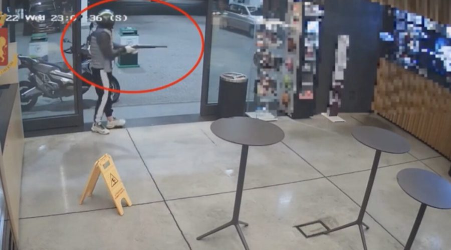 Rapine a distributori di benzina, fermato dalla polizia pluripregiudicato