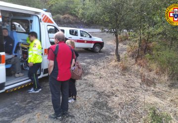 Etna, anziano turista accusa malore: soccorso dalle squadre del Sass