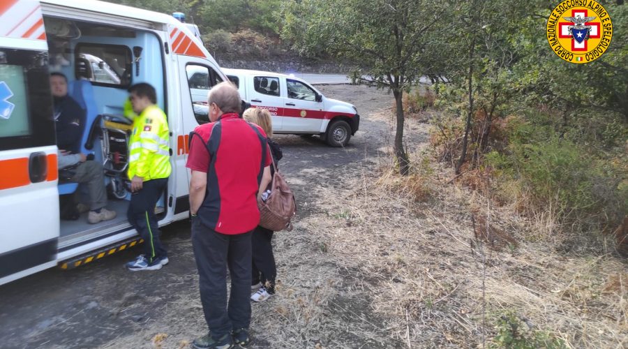 Etna, anziano turista accusa malore: soccorso dalle squadre del Sass