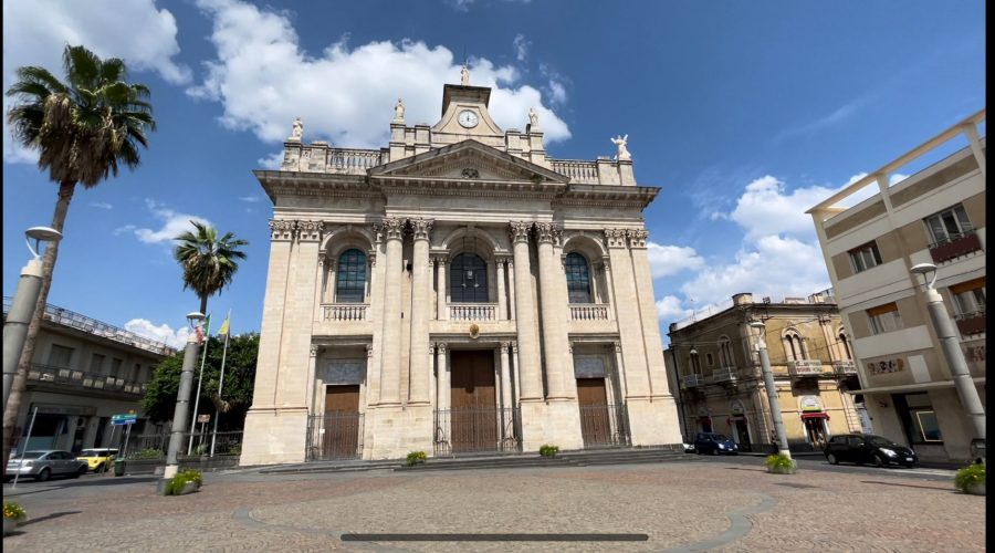 Riposto, nella Basilica di San Pietro la Veglia di Tutti i Santi