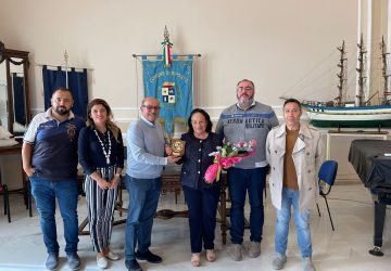 Riposto, cerimonia di commiato alla dirigente Asp, Mandolfo