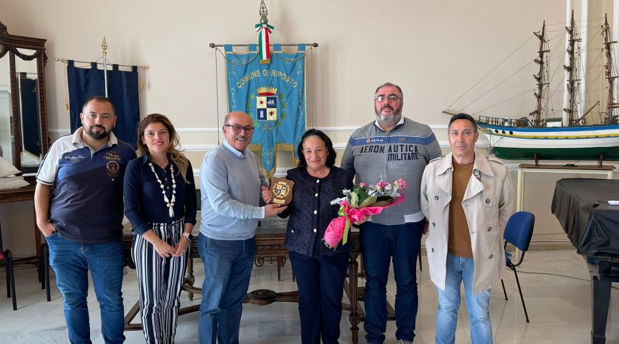 Riposto, cerimonia di commiato alla dirigente Asp, Mandolfo