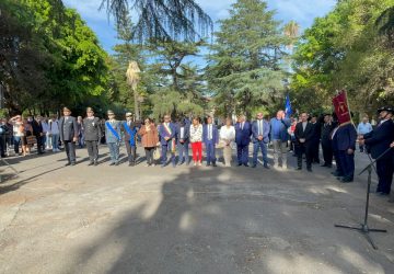 Riposto, Celebrazione del 4 Novembre. Corona al Comune e Villa Pantano