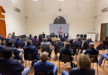 Giarre, l'isola pedonale in corso Italia divide i commercianti. L'amministrazione: "Andiamo avanti con la nostra idea"