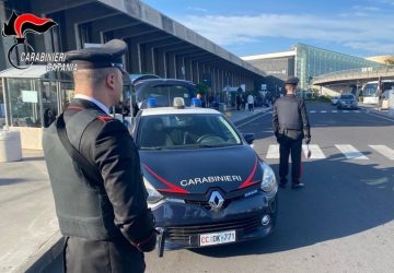 Controlli a tappeto agli NCC in aeroporto: denunce e sanzioni