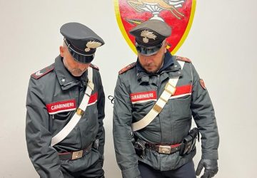Taormina, controlli dei Carabinieri. Tre persone arrestate e due denunciate