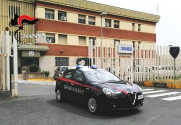 Castiglione: tenta di sfondare la porta di casa della fidanzata e poi aggredisce i Cc: arrestato 23enne di Francavilla