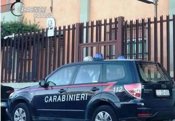Questo fidanzamento&hellip; &ldquo;non s&rsquo;ha da fare&rdquo;: botte da orbi in piazza. Denuciati in 10 VIDEO