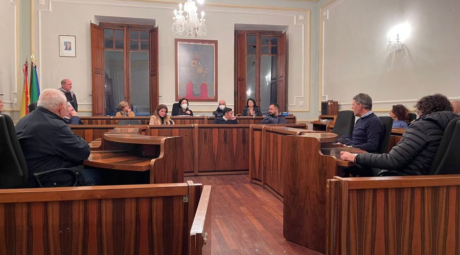 Riposto, disco verde al Piano triennale e al nuovo Statuto comunale