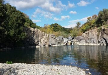 Francavilla, 16enne annega nelle acque gelide dell'Alcantara