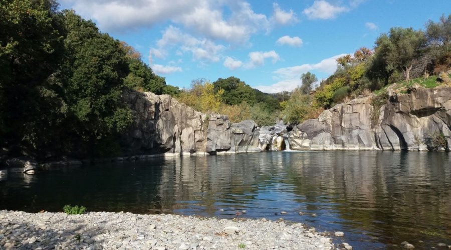 Francavilla, 16enne annega nelle acque gelide dell’Alcantara