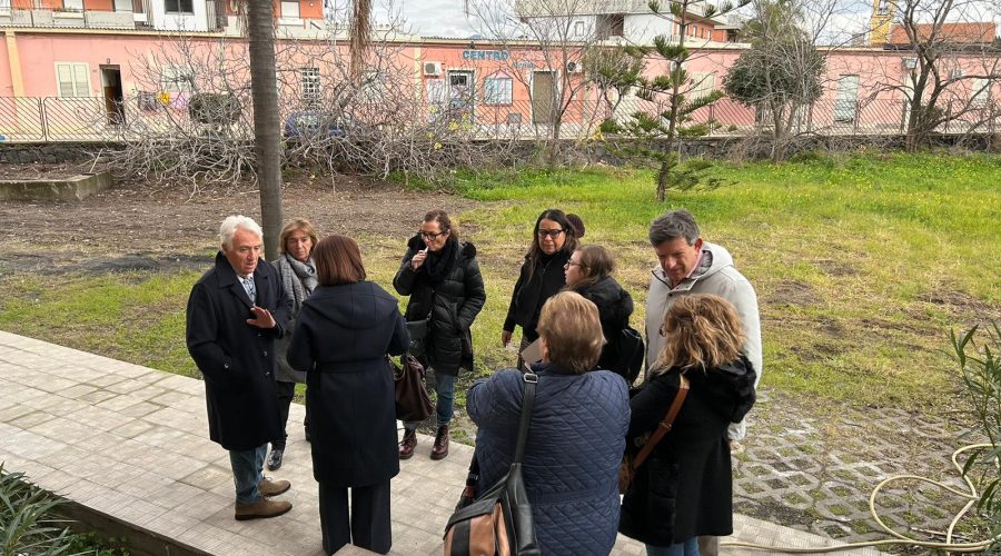 Rovettazzo, via libera al trasloco degli inquilini. Sopralluogo nel complesso di Fondachello