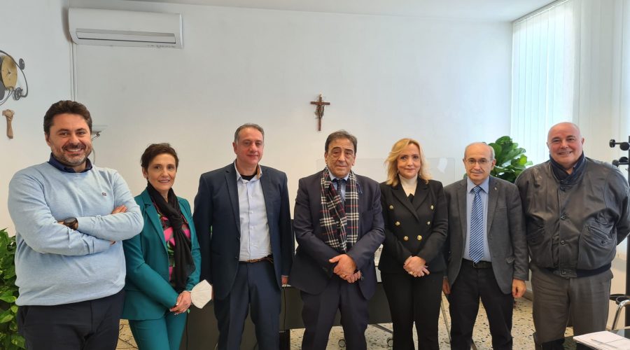 Randazzo, intesa Comune-CRI per la distribuzione a domicilio dei farmaci 